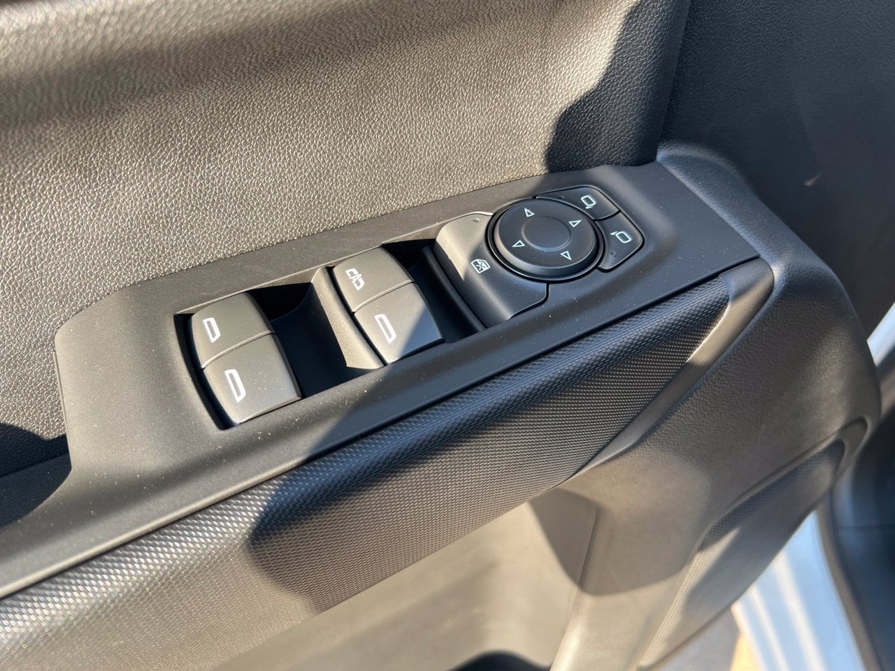 2026 Chevrolet Silverado 1500 Custom - Photo 16