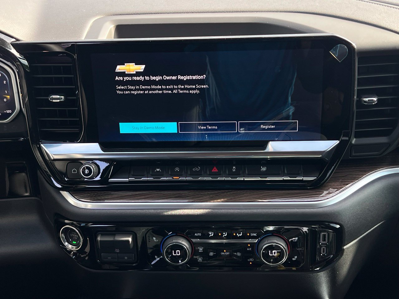 2026 Chevrolet Silverado 1500 LT - Photo 21