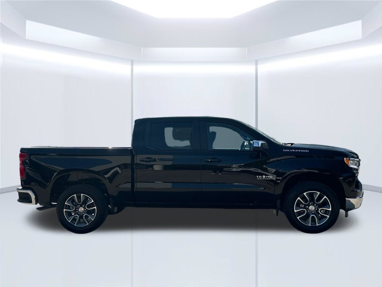 2026 Chevrolet Silverado 1500 LT - Photo 6