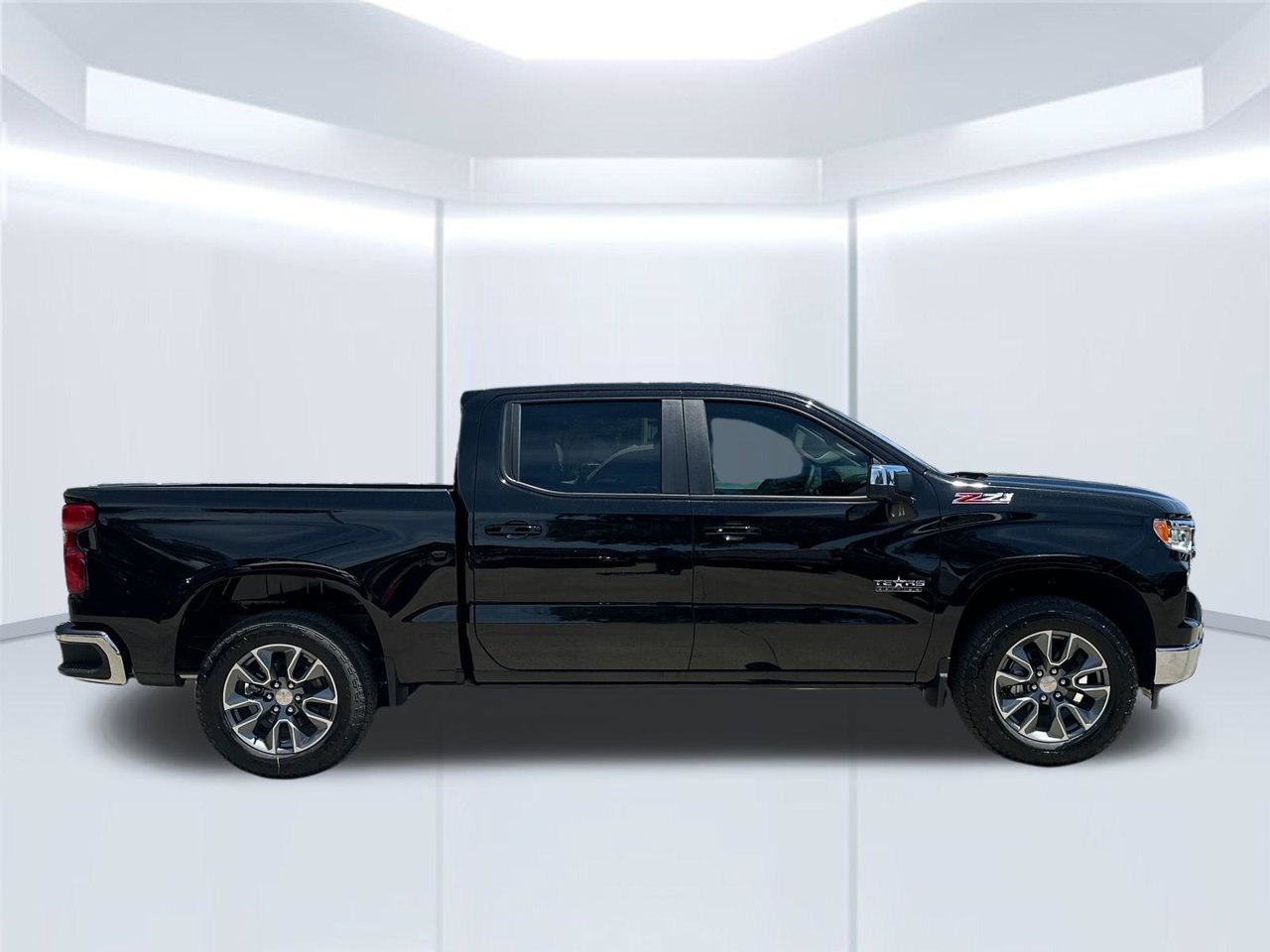 2026 Chevrolet Silverado 1500 LT - Photo 6