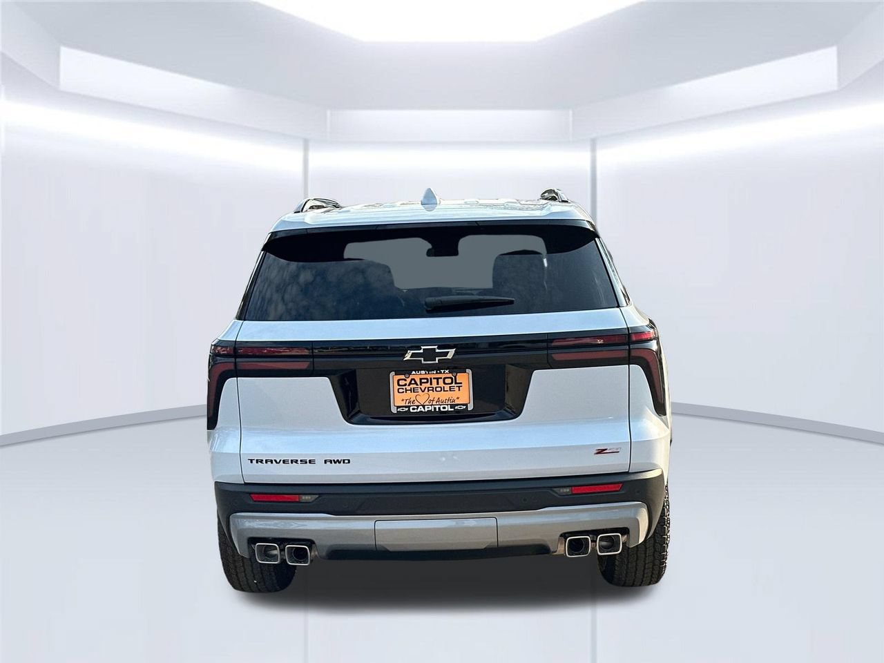 2027 Chevrolet Traverse Z71 SUV, photo 4