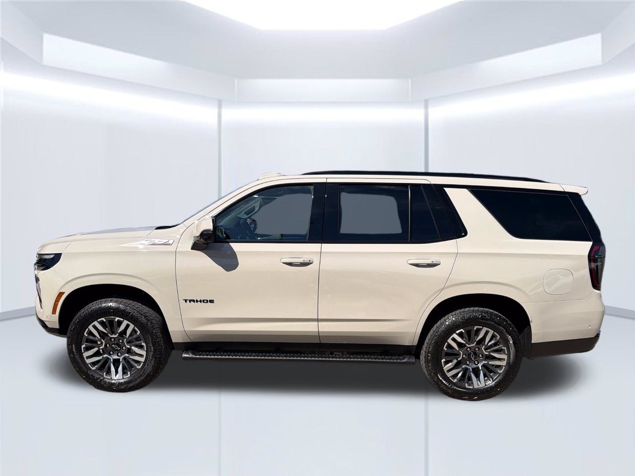 2027 Chevrolet Tahoe Z71 SUV, photo 3