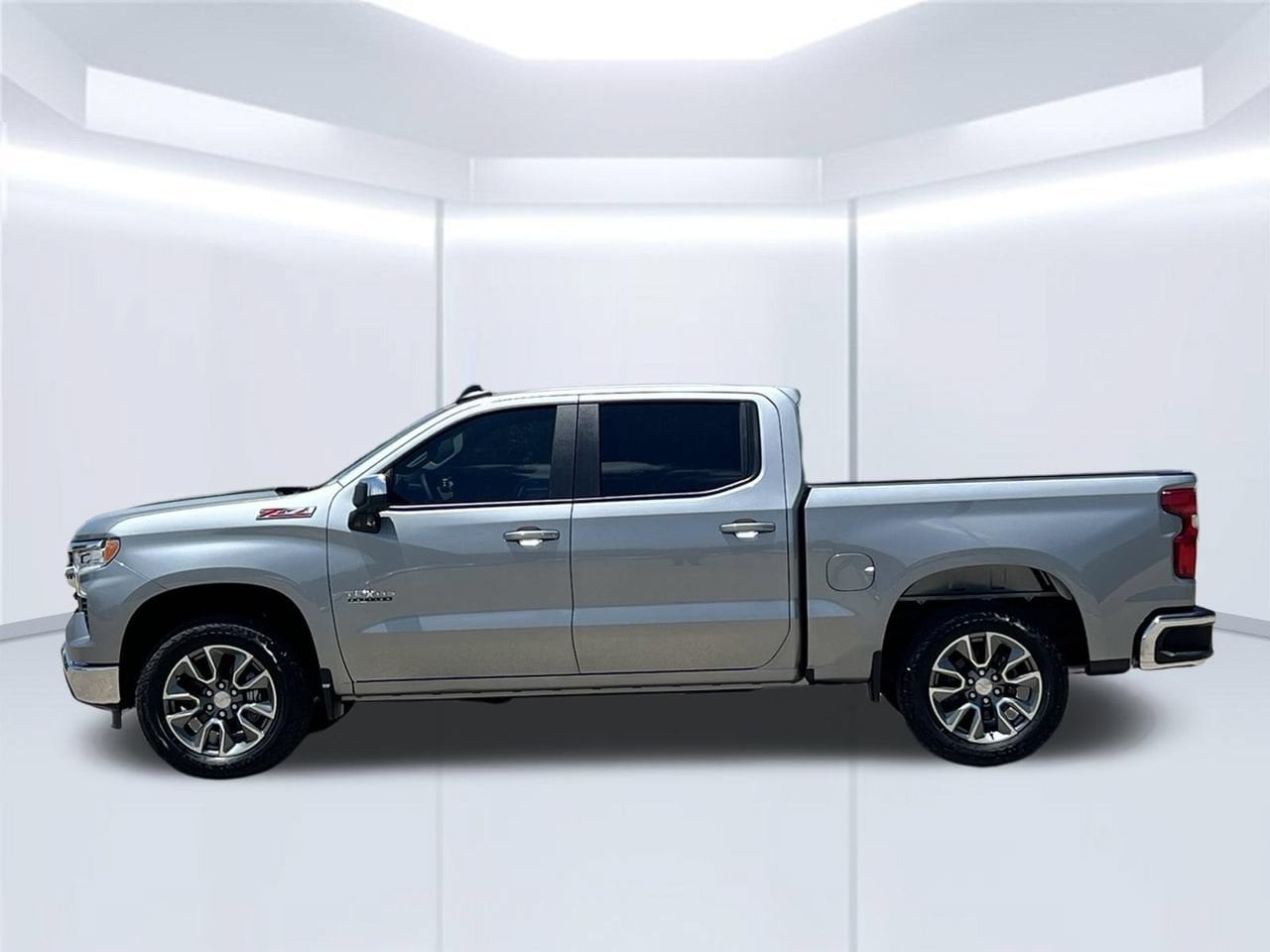 2026 Chevrolet Silverado 1500 LT Truck, photo 3