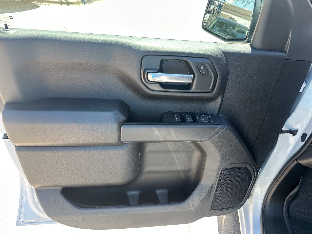 2026 Chevrolet Silverado 1500 Custom - Photo 10