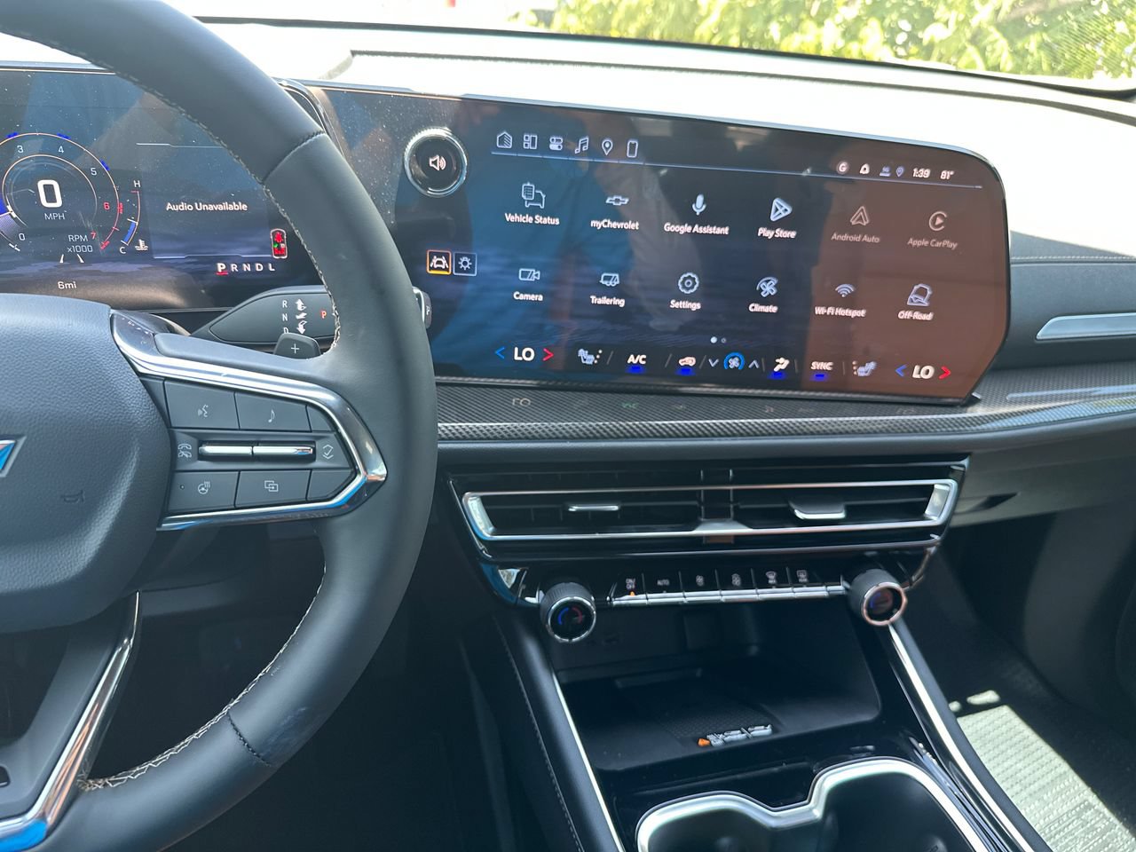 2027 Chevrolet Traverse Z71 SUV, photo 17