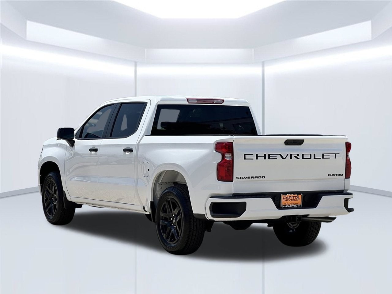 2026 Chevrolet Silverado 1500 Custom - Photo 5