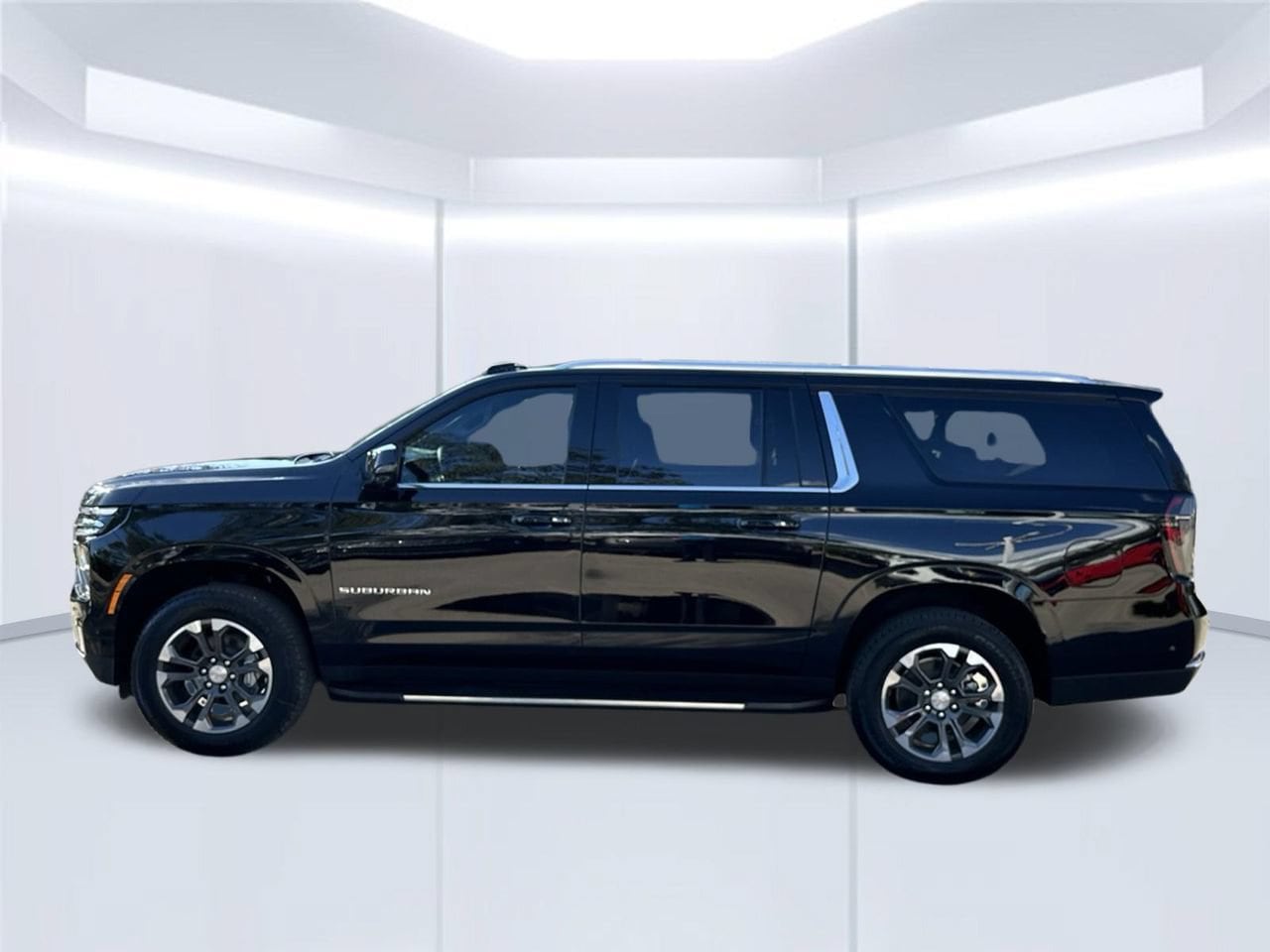 2026 Chevrolet Suburban LT, photo 3