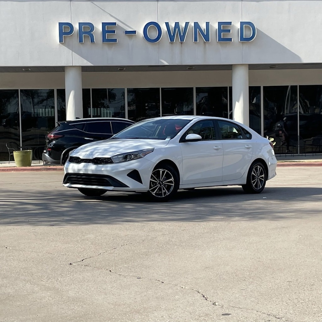 Used 2024 Kia Forte LXS Sedan