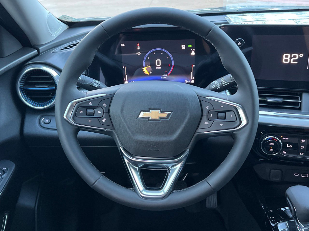 2026 Chevrolet Trax LT - Photo 15