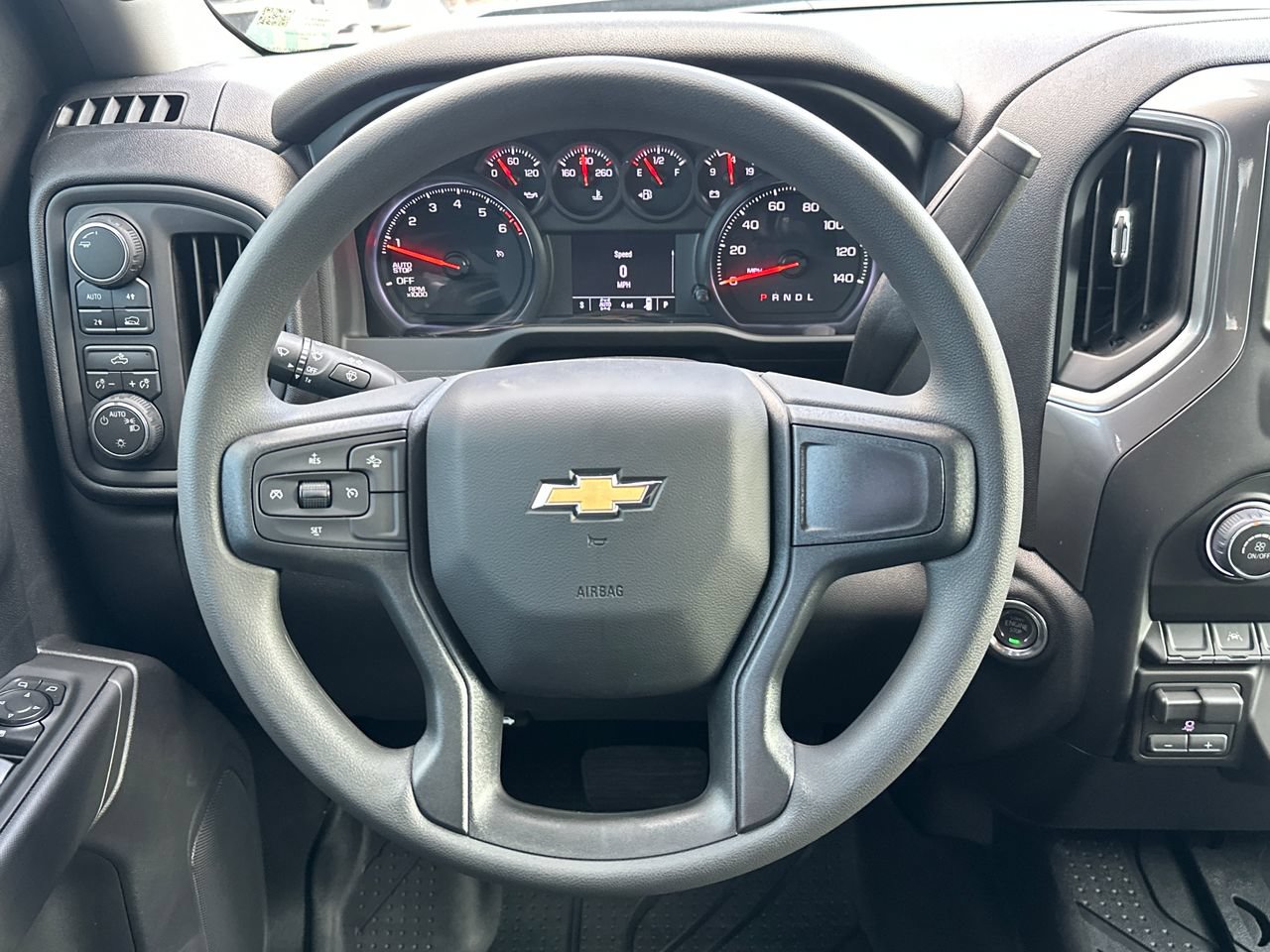 2026 Chevrolet Silverado 1500 Custom, photo 14