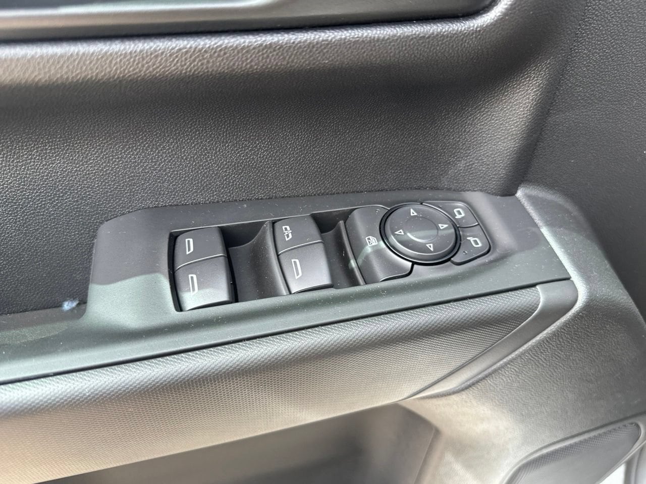 2026 Chevrolet Silverado 1500 Custom Trail Boss, photo 13