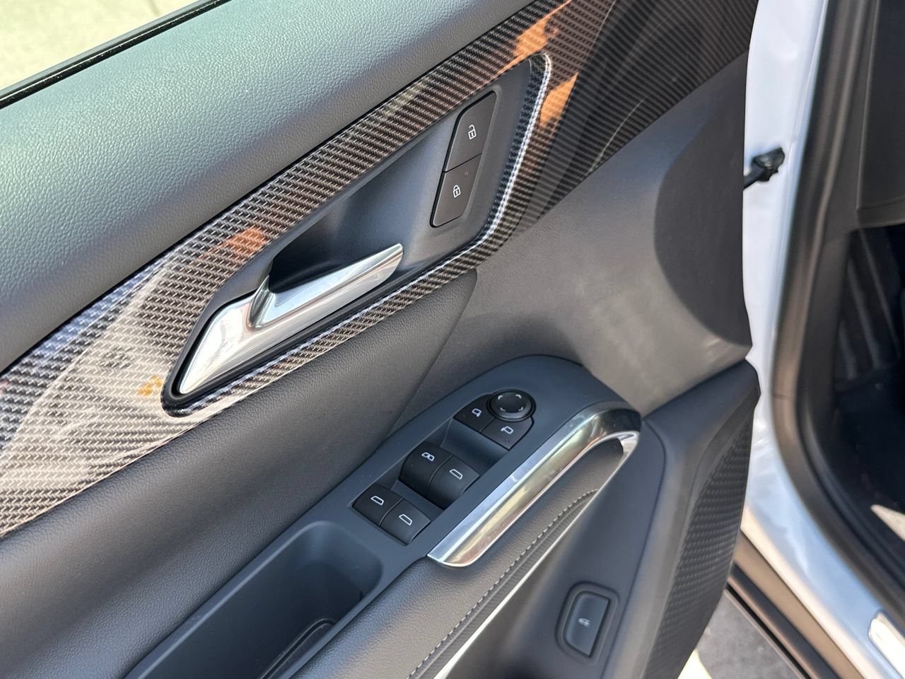 2027 Chevrolet Traverse Z71 SUV, photo 23