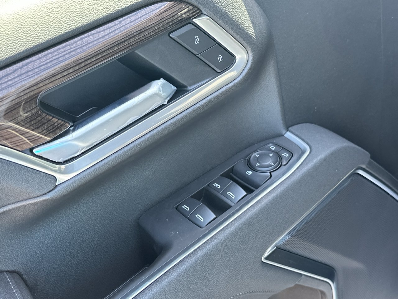 2026 Chevrolet Silverado 1500 LT - Photo 19