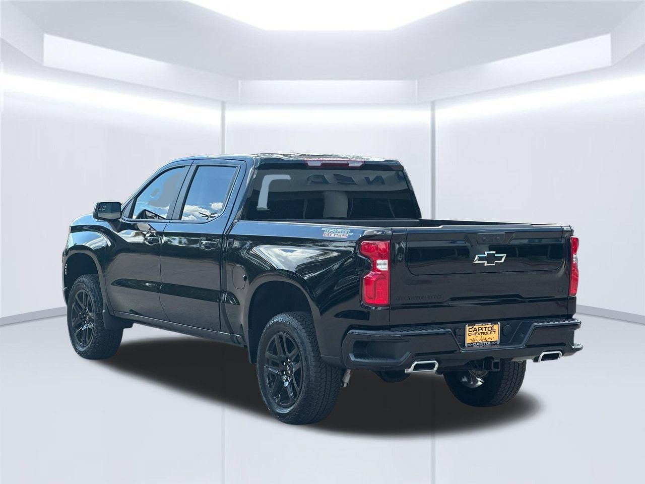 2026 Chevrolet Silverado 1500 LT Trail Boss Truck, photo 3