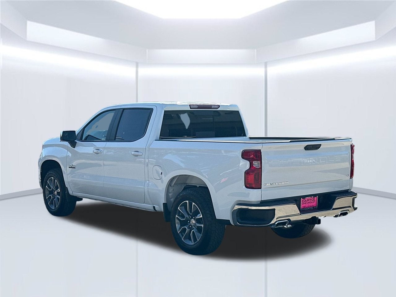2026 Chevrolet Silverado 1500 LT Truck, photo 3