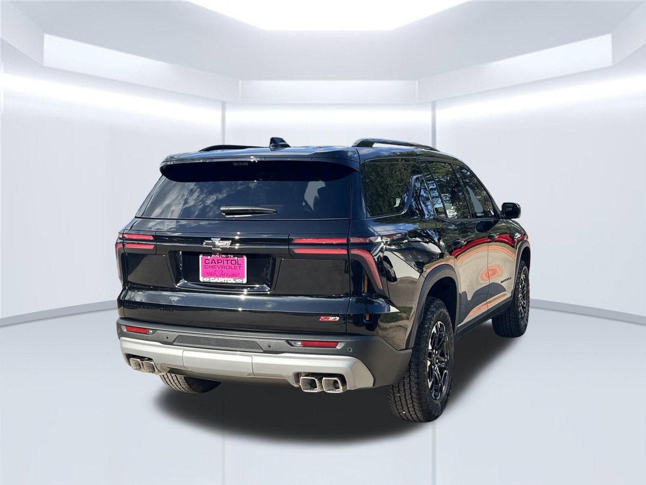 2027 Chevrolet Traverse Z71 SUV, photo 6