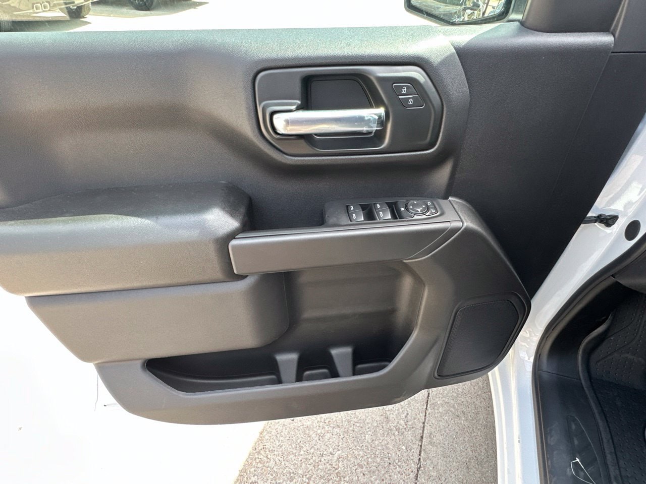 2026 Chevrolet Silverado 1500 Custom - Photo 10