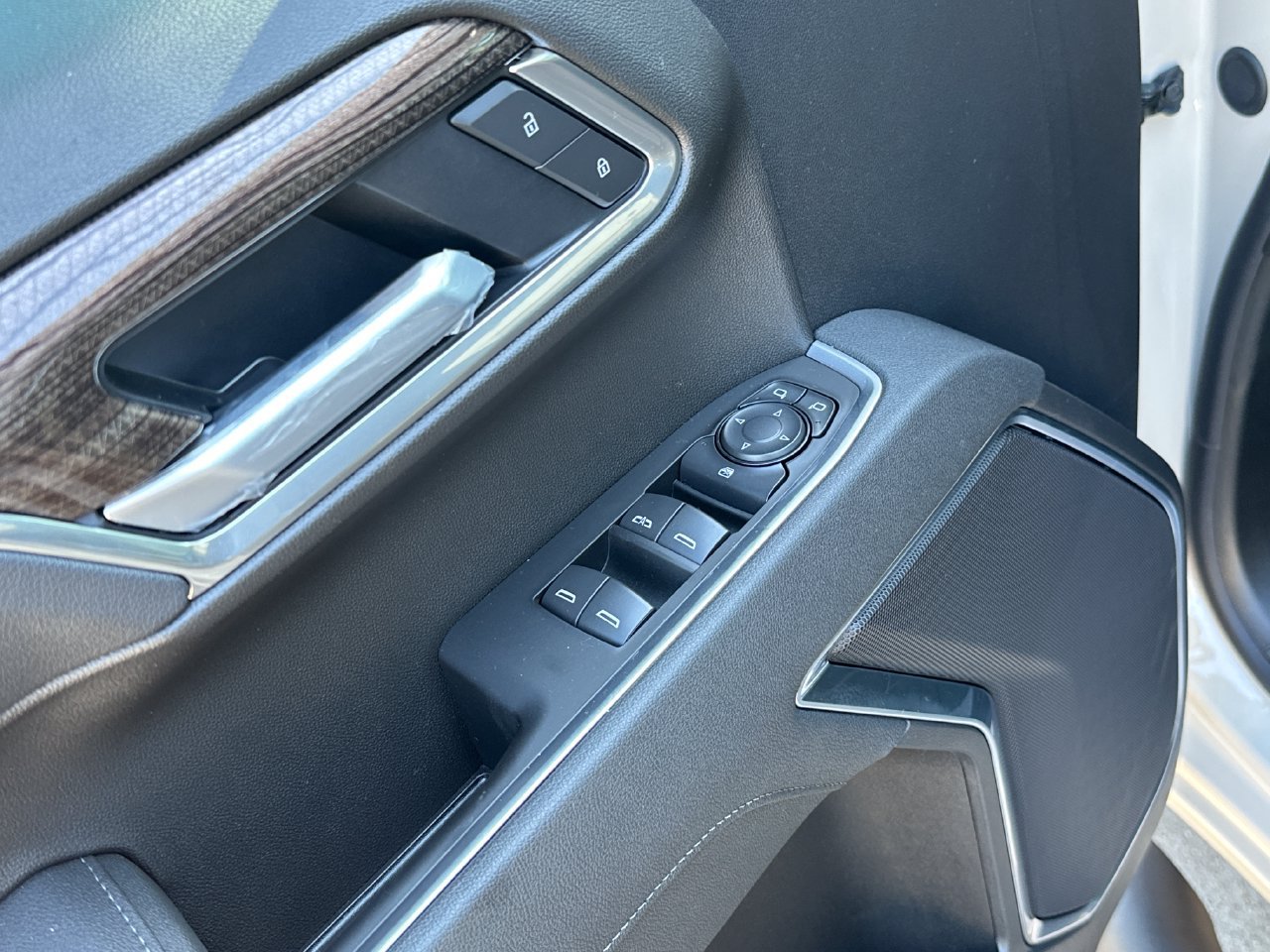 2026 Chevrolet Silverado 1500 RST, photo 12