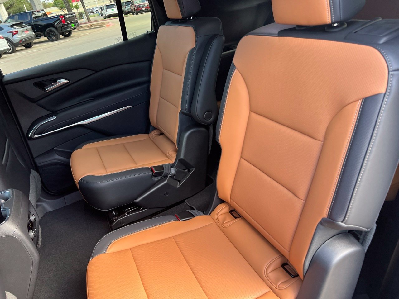 2027 Chevrolet Traverse Z71 SUV, photo 25