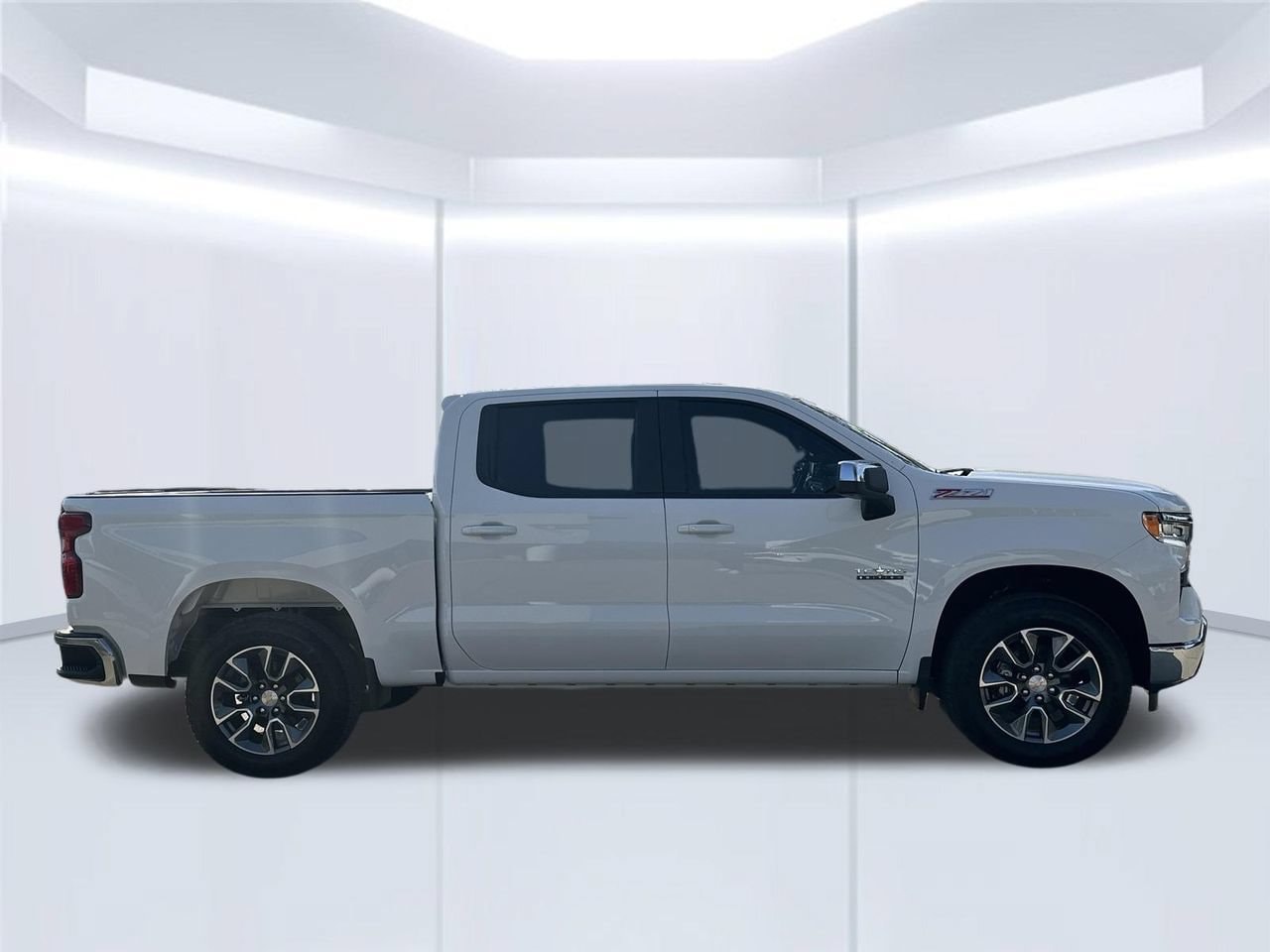 2026 Chevrolet Silverado 1500 LT - Photo 6