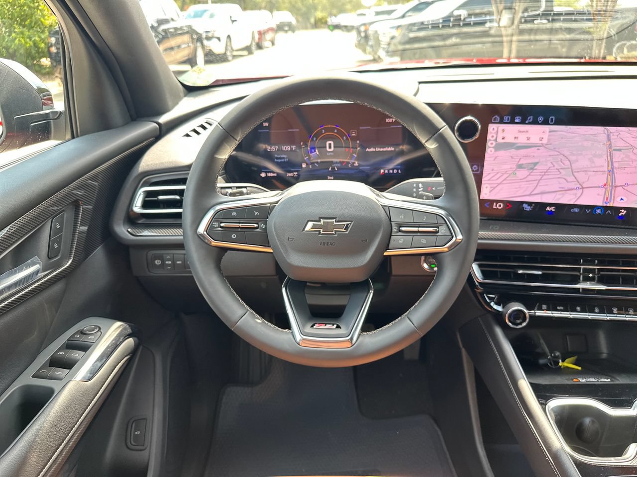 2027 Chevrolet Traverse Z71 SUV, photo 13