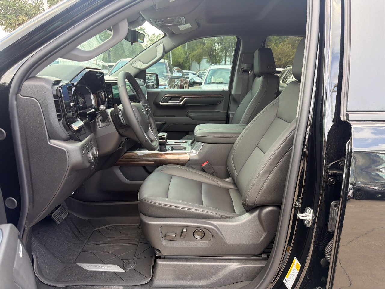 2026 Chevrolet Silverado 1500 RST Truck, photo 10