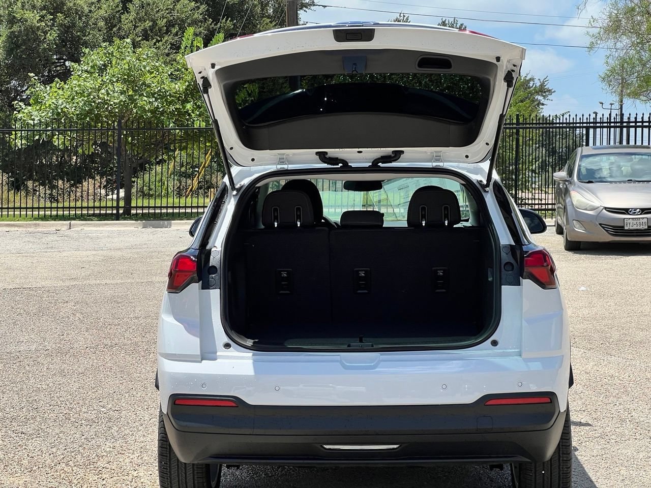 2027 Chevrolet Bolt LT SUV, photo 27