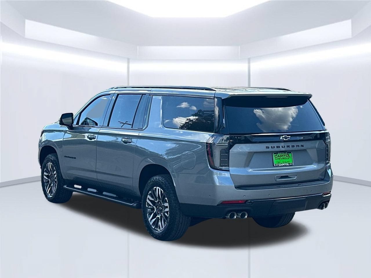 2026 Chevrolet Suburban Z71 SUV, photo 4