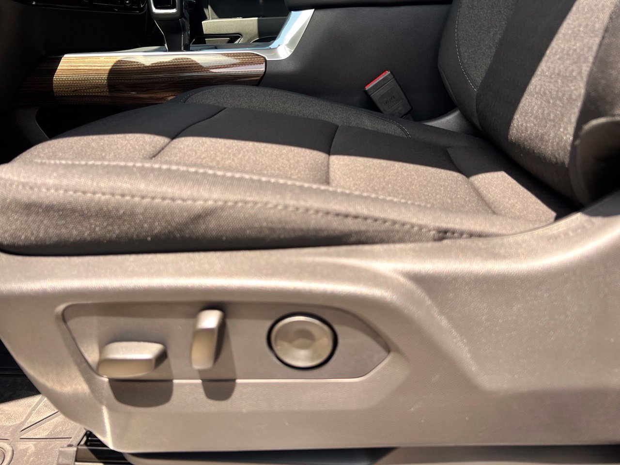 2026 Chevrolet Silverado 1500 LT - Photo 26