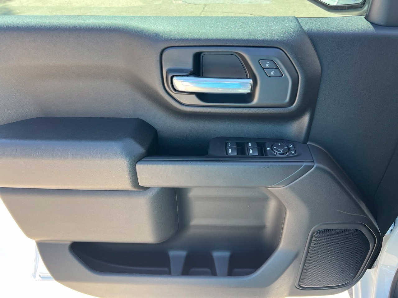 2026 Chevrolet Silverado 1500 Custom - Photo 12