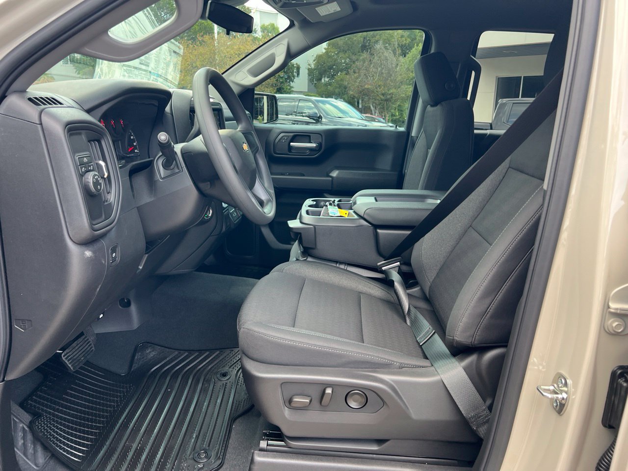 2026 Chevrolet Silverado 1500 Custom - Photo 10