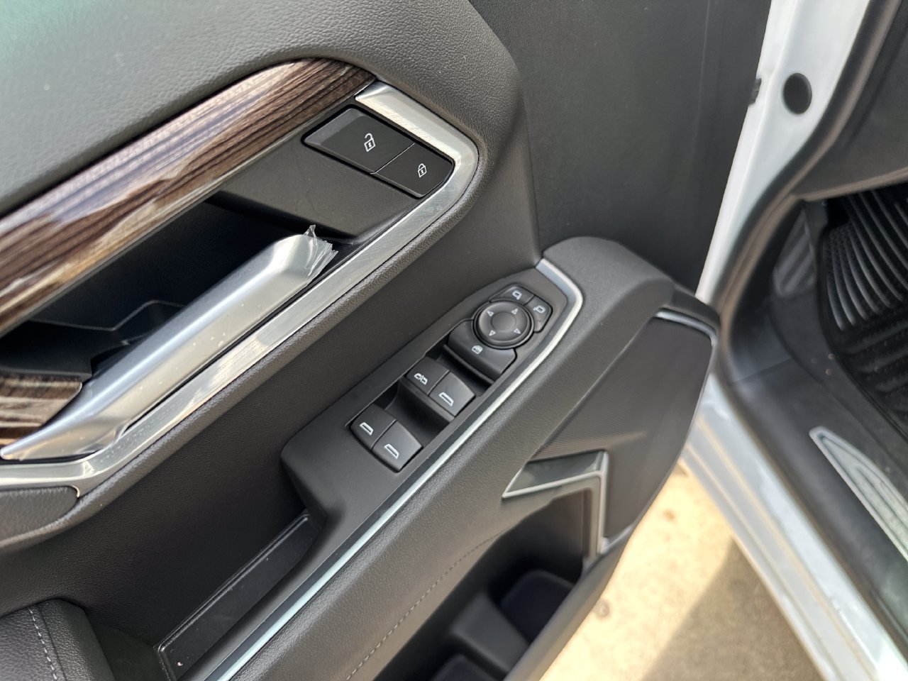 2026 Chevrolet Silverado 1500 LT - Photo 12