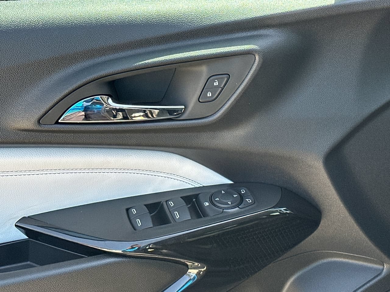 2026 Chevrolet Trax 1RS - Photo 12