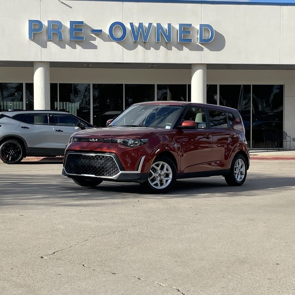 Used 2024 Kia Soul LX Hatchback