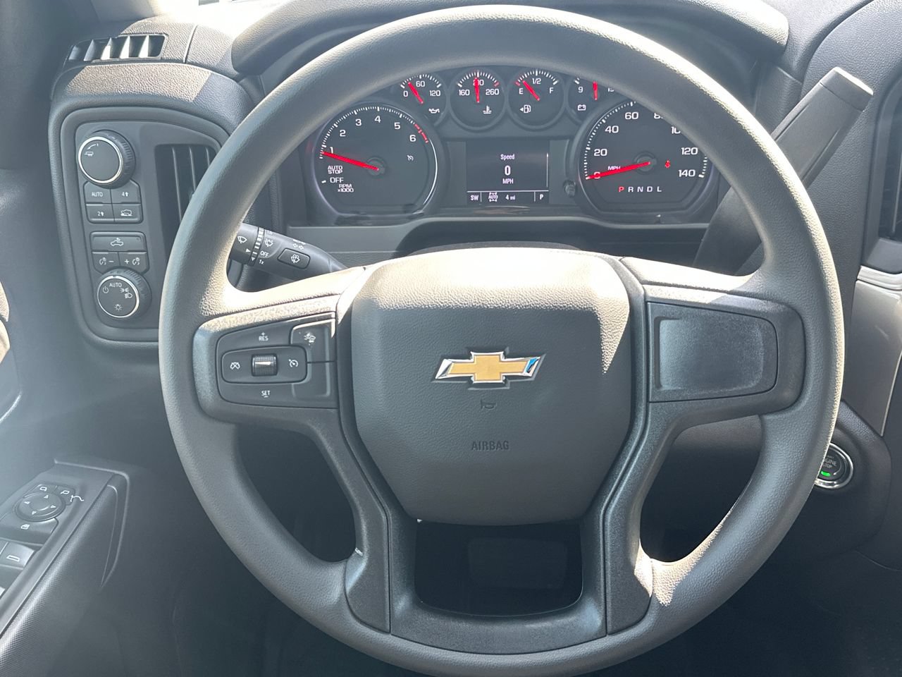 2026 Chevrolet Silverado 1500 Custom, photo 14