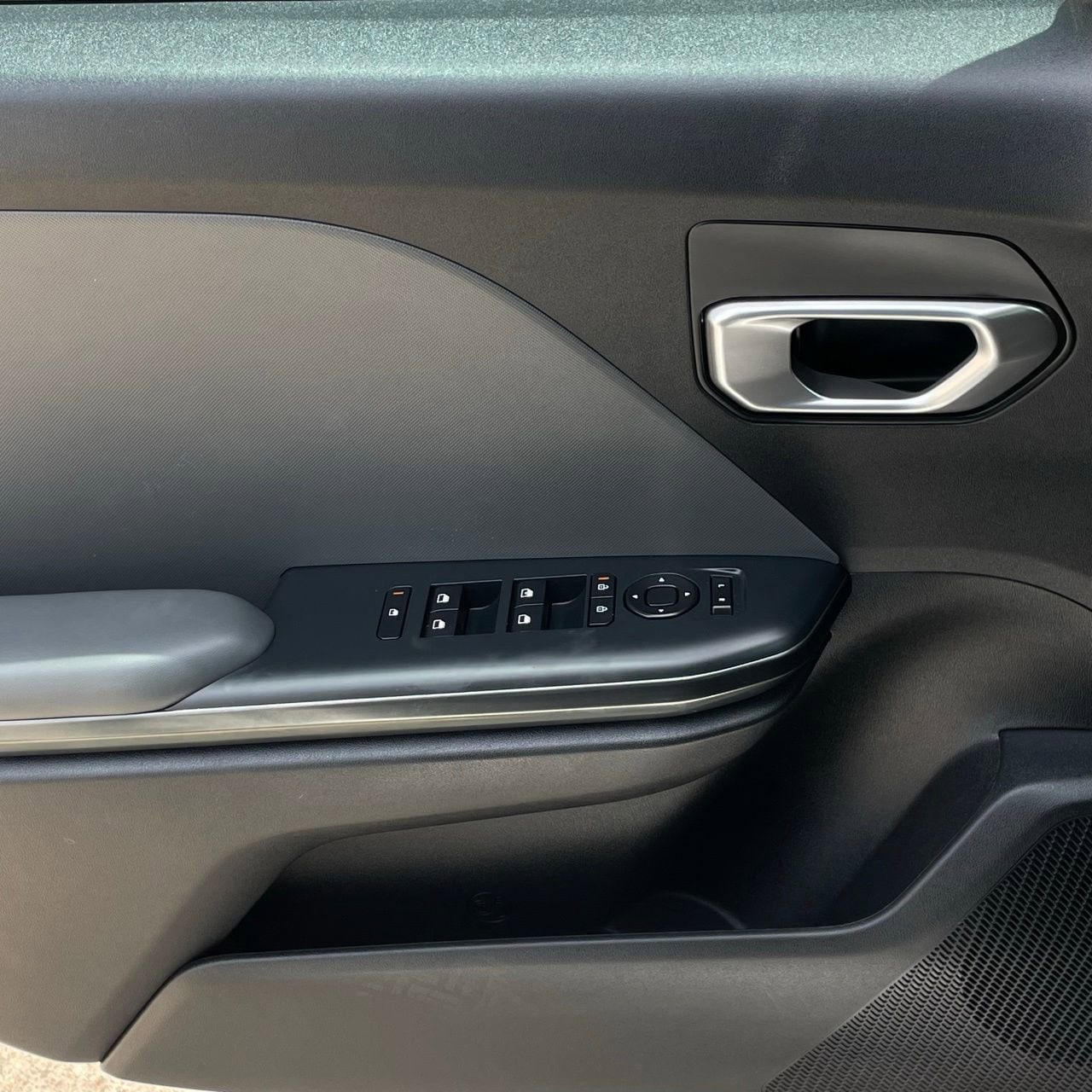2025 Kia K4 LXS - Photo 20