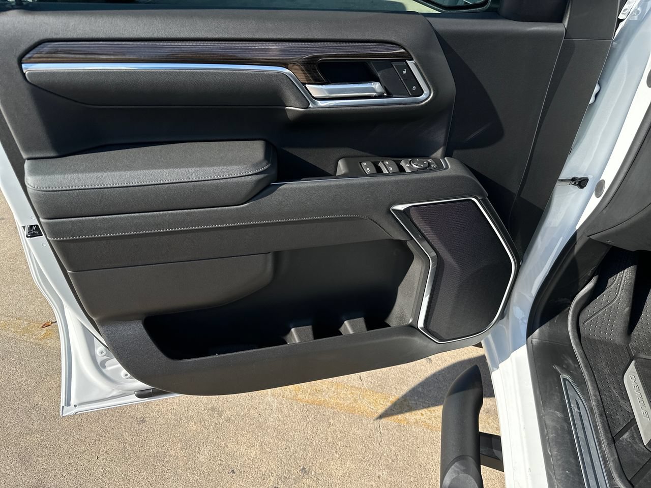 2026 Chevrolet Silverado 1500 RST, photo 10