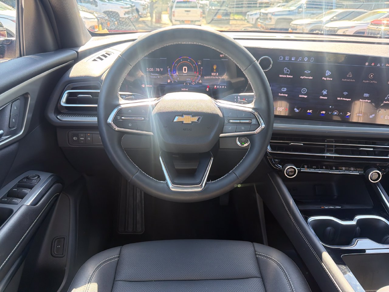 2027 Chevrolet Traverse LT - Photo 13