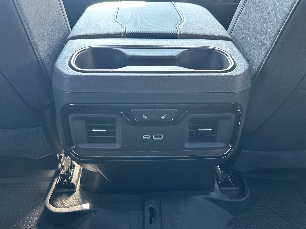 2026 Chevrolet Silverado 2500 HD ZR2 Truck, photo 24