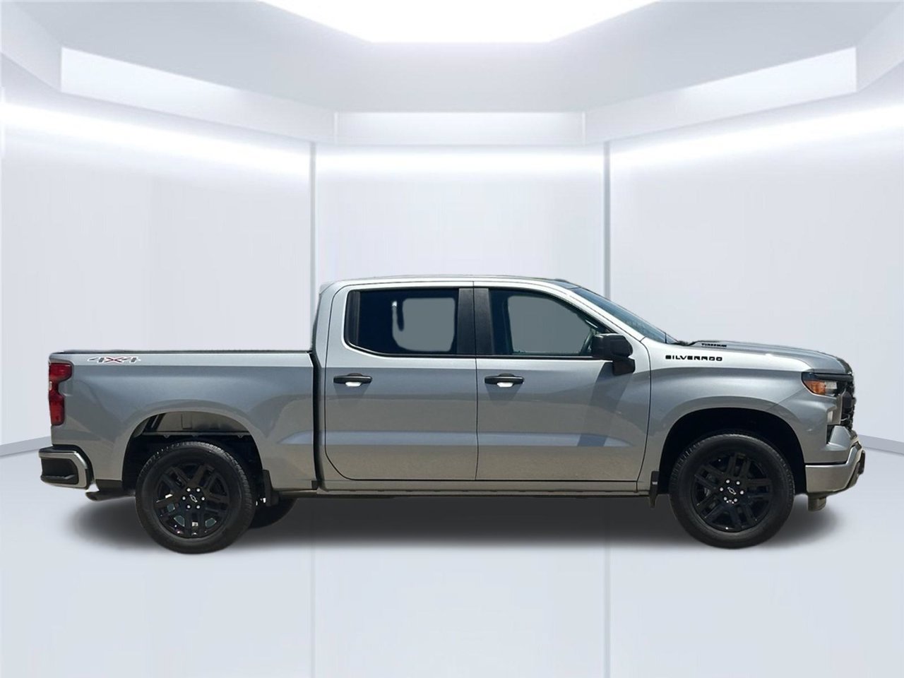 2026 Chevrolet Silverado 1500 Custom - Photo 9