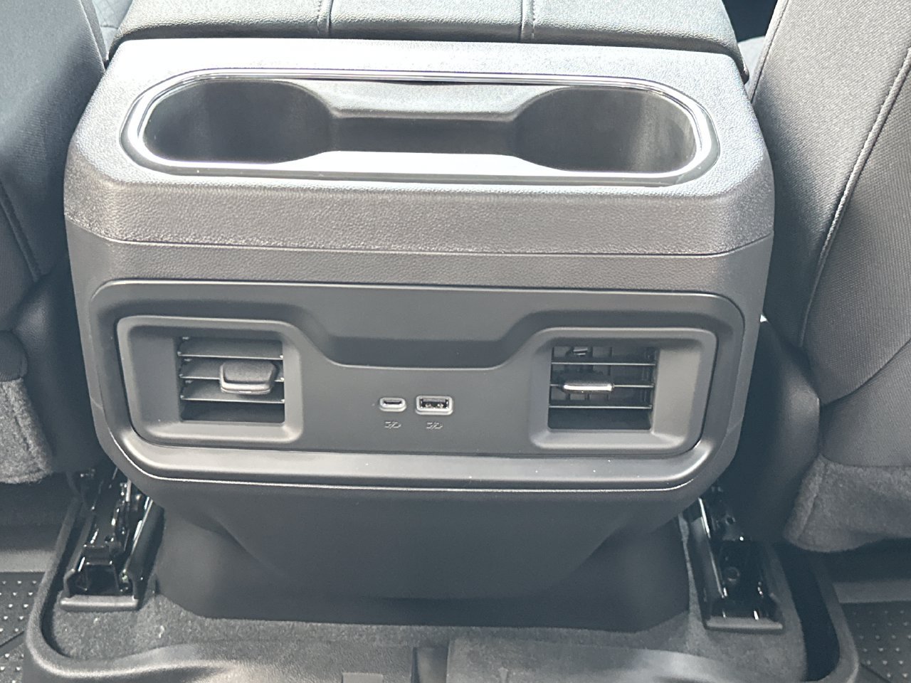 2026 Chevrolet Silverado 1500 LT - Photo 22