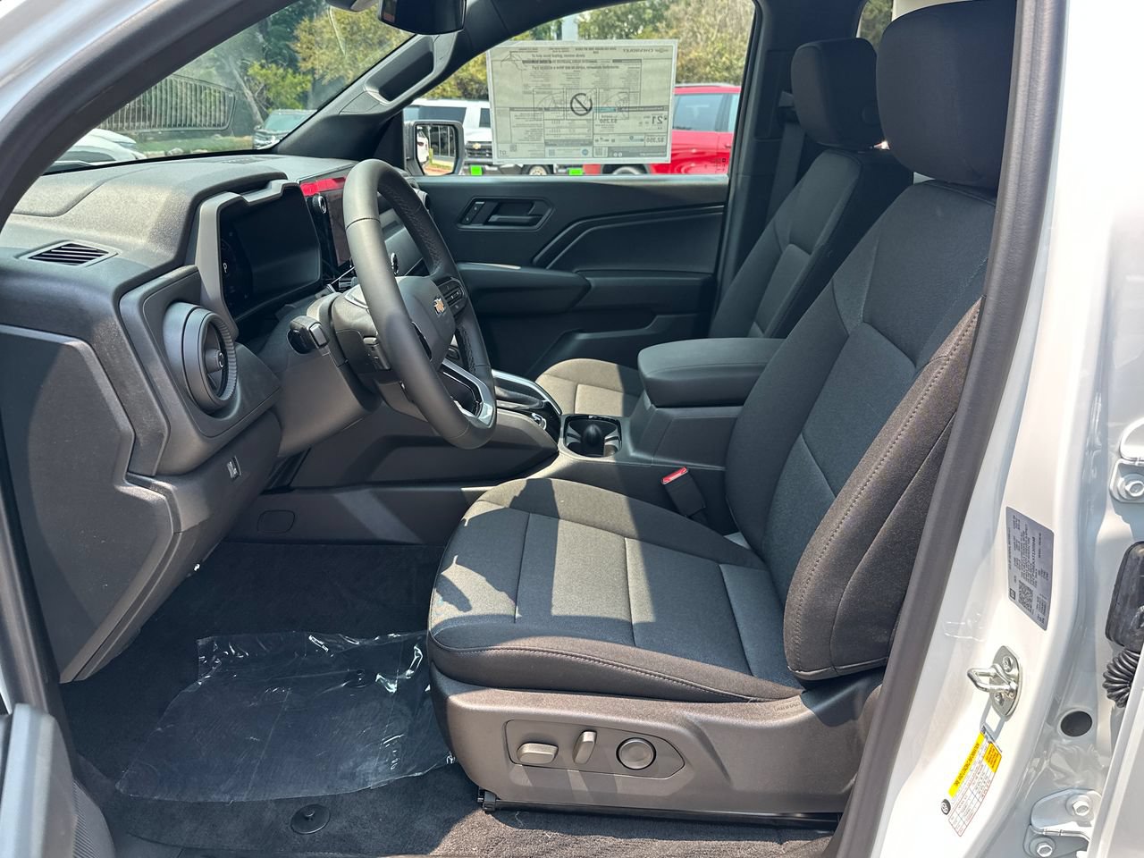 2026 Chevrolet Colorado Work Truck - Photo 9