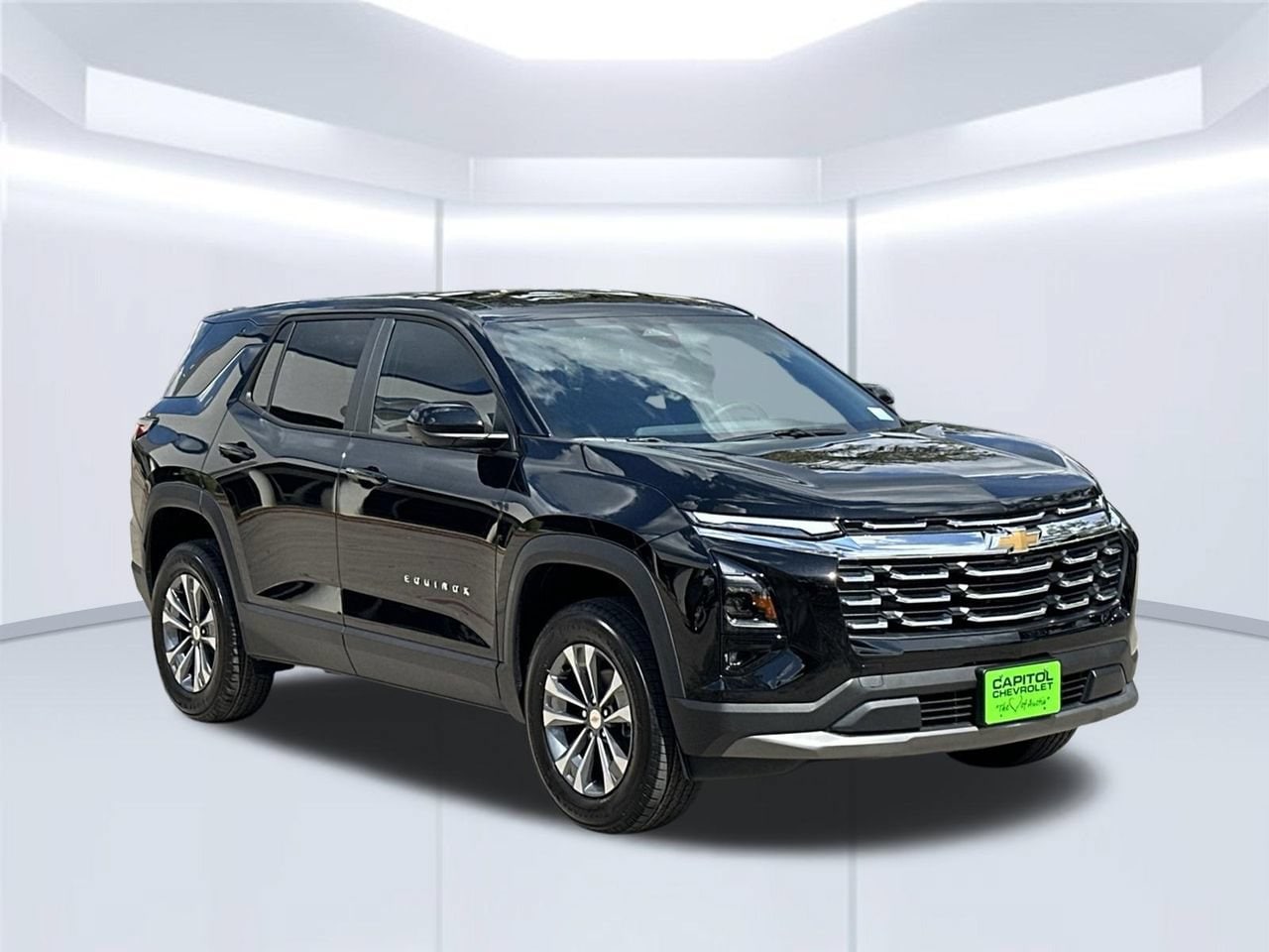 2027 Chevrolet Equinox LT, photo 8