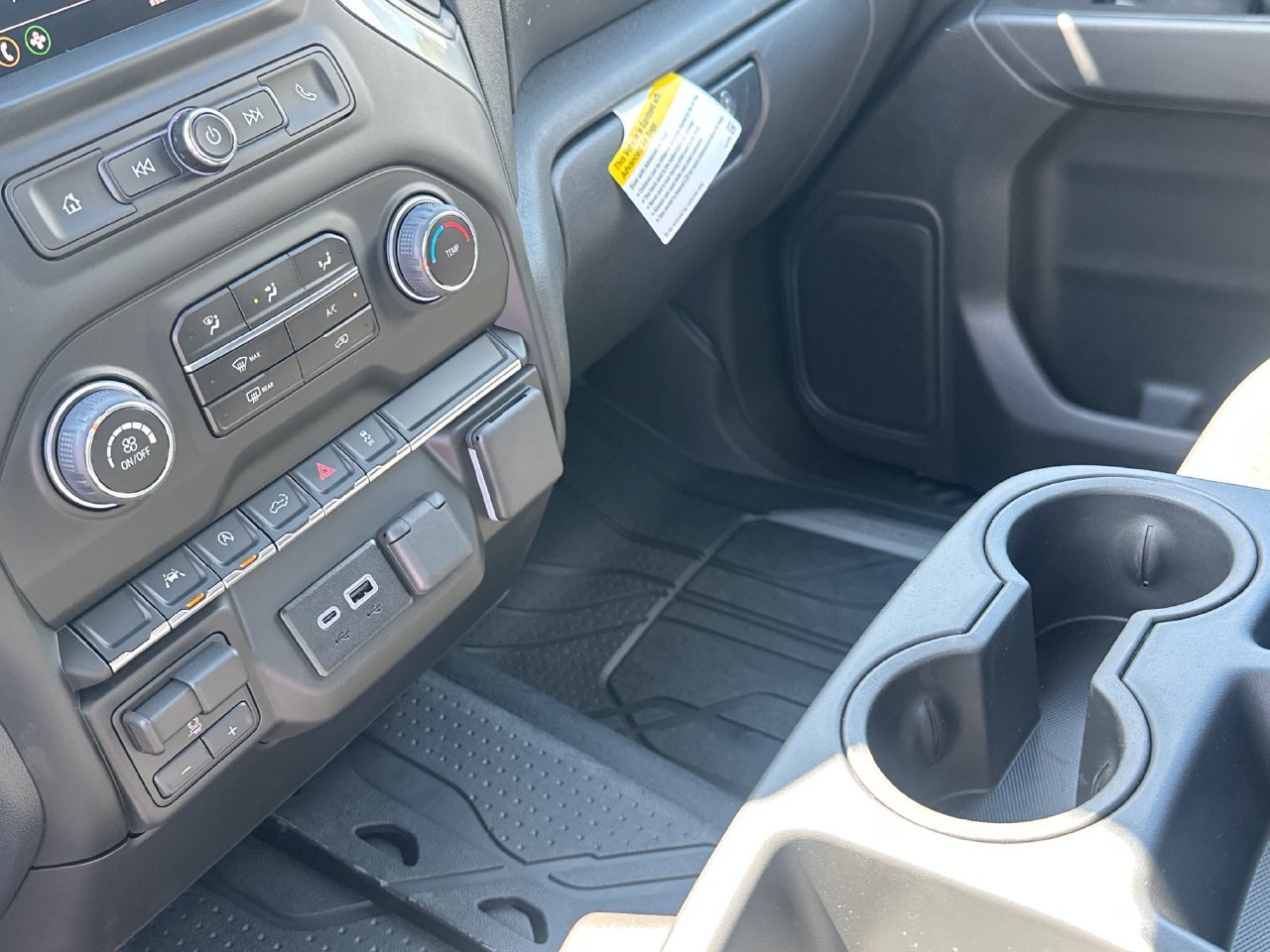 2026 Chevrolet Silverado 1500 Custom - Photo 24