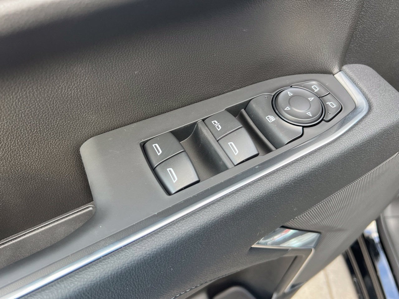 2026 Chevrolet Silverado 1500 LT Trail Boss Truck, photo 13
