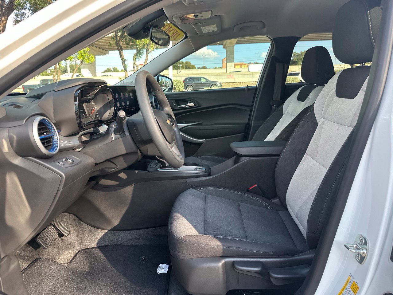 2026 Chevrolet Trax LS - Photo 10