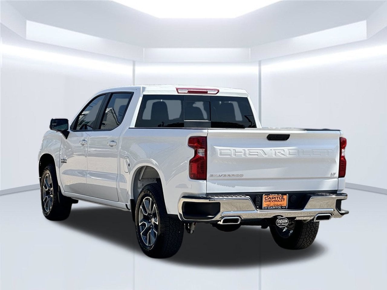 2026 Chevrolet Silverado 1500 LT Truck, photo 6