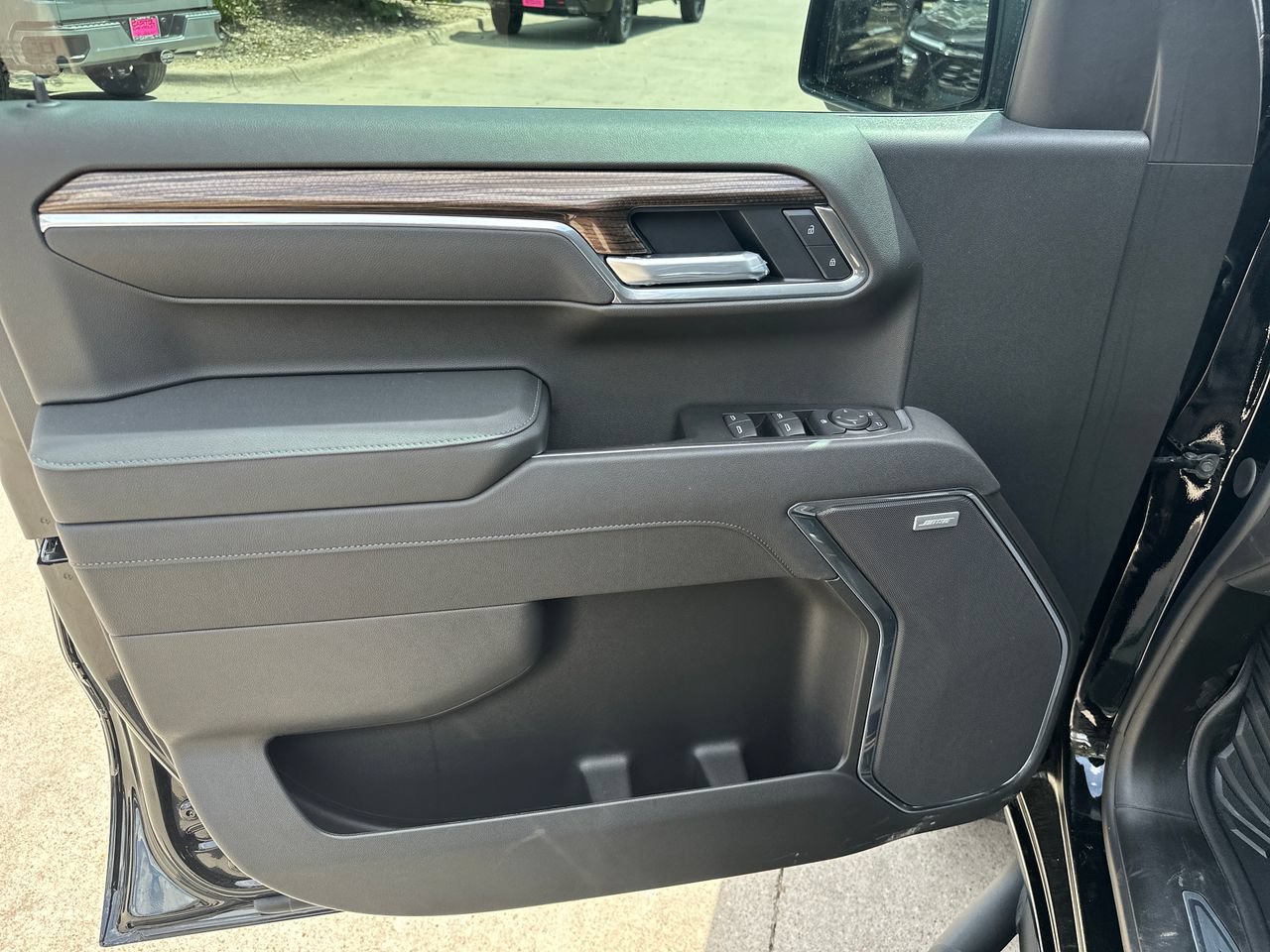 2026 Chevrolet Silverado 1500 LT Trail Boss Truck, photo 11
