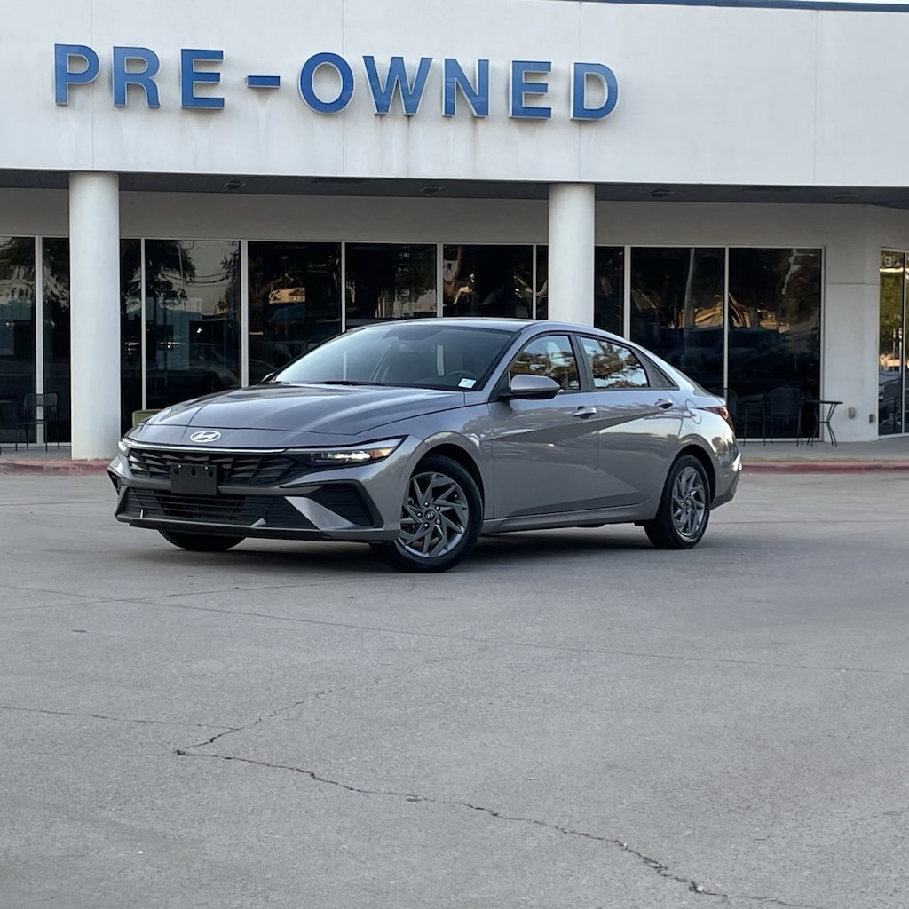 Used 2024 Hyundai Elantra SEL Sedan
