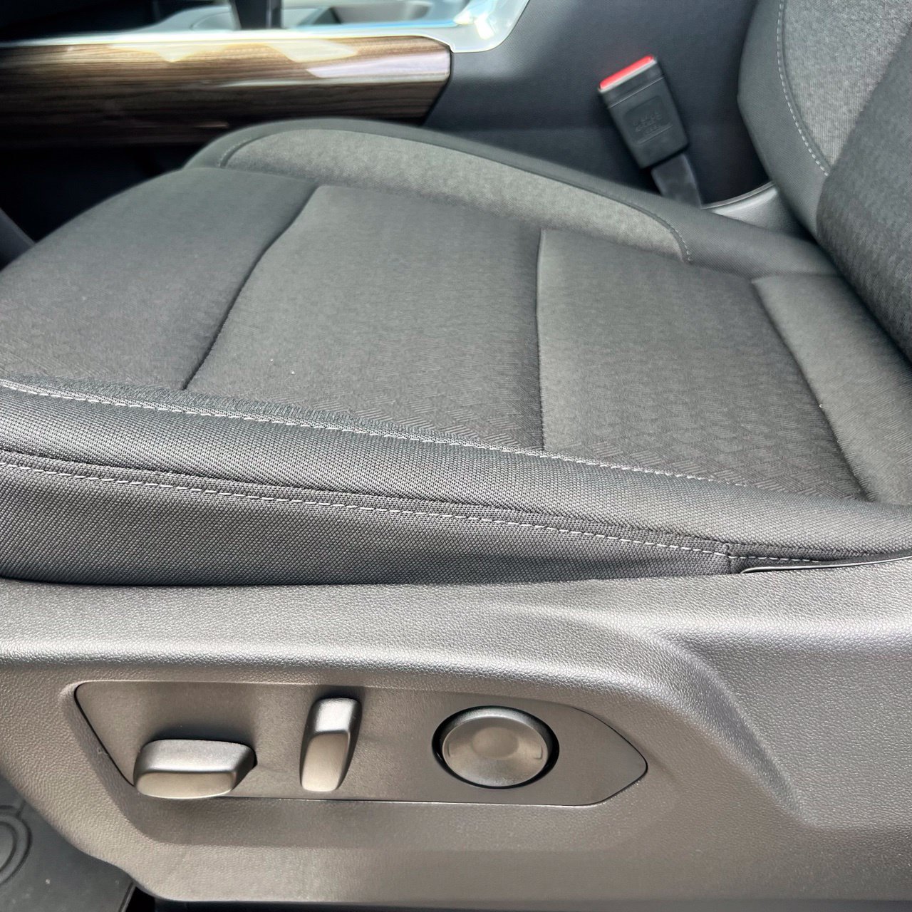 2026 Chevrolet Silverado 1500 LT - Photo 27